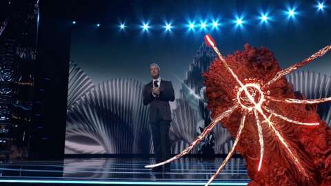 제프 키글리의 데모닉 게임 어워드 모노리스가 LA에서 목격되었습니다.